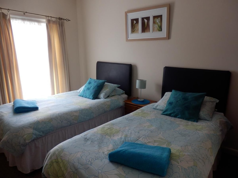 Twin Room, Ensuite photo 1