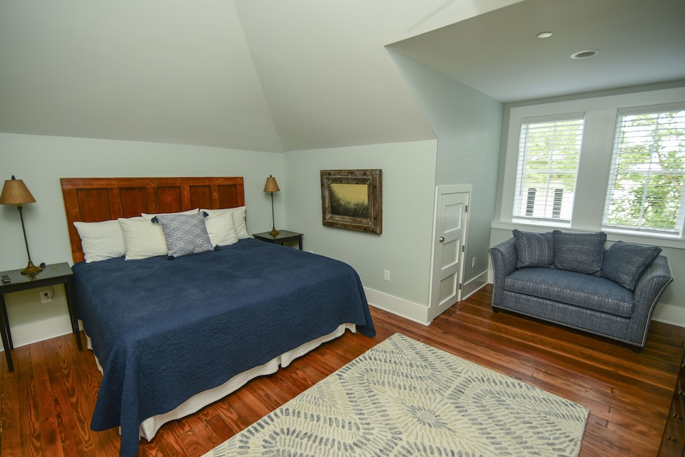 Premium Room, 1 King Bed