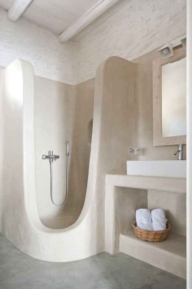 Traditional Double Room (Economy) - Photo 14