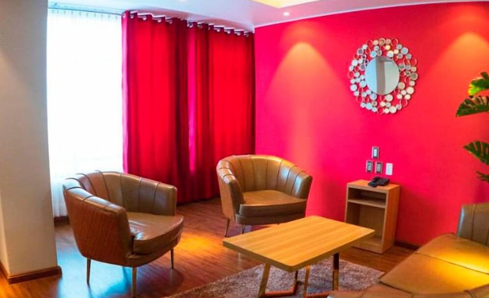 Luxury Suite photo 1