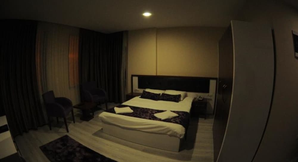 Standard Double Room photo 3