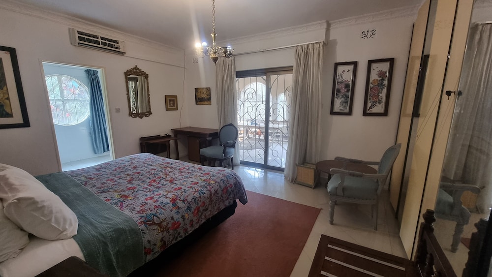 Comfort Room photo 1