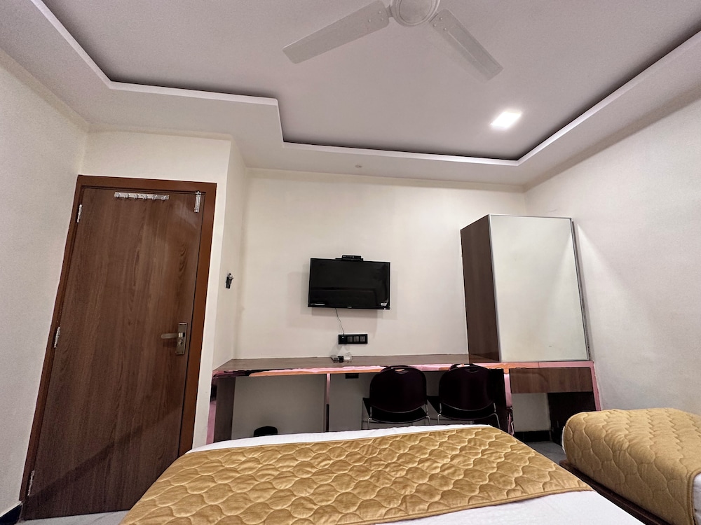 Deluxe Double or Twin Room - Photo 4