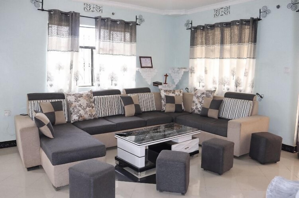Basic Room photo 2