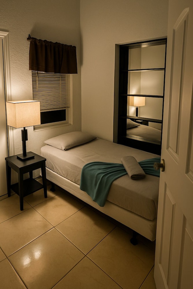 Basic Single Room photo 1