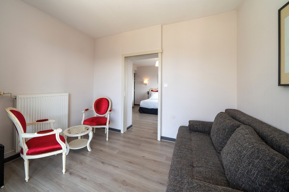 Deluxe Suite, Balcony photo 3
