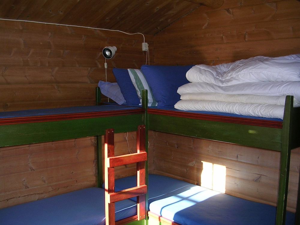 Economy Cabin, Shared Bathroom photo 2