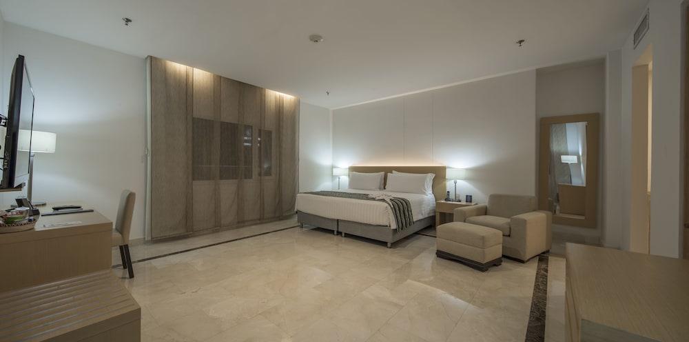 Grand Suite - Photo 1