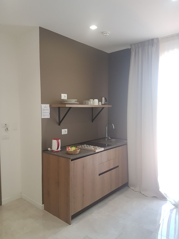 Deluxe Studio, 1 Double Bed, Terrace photo 2