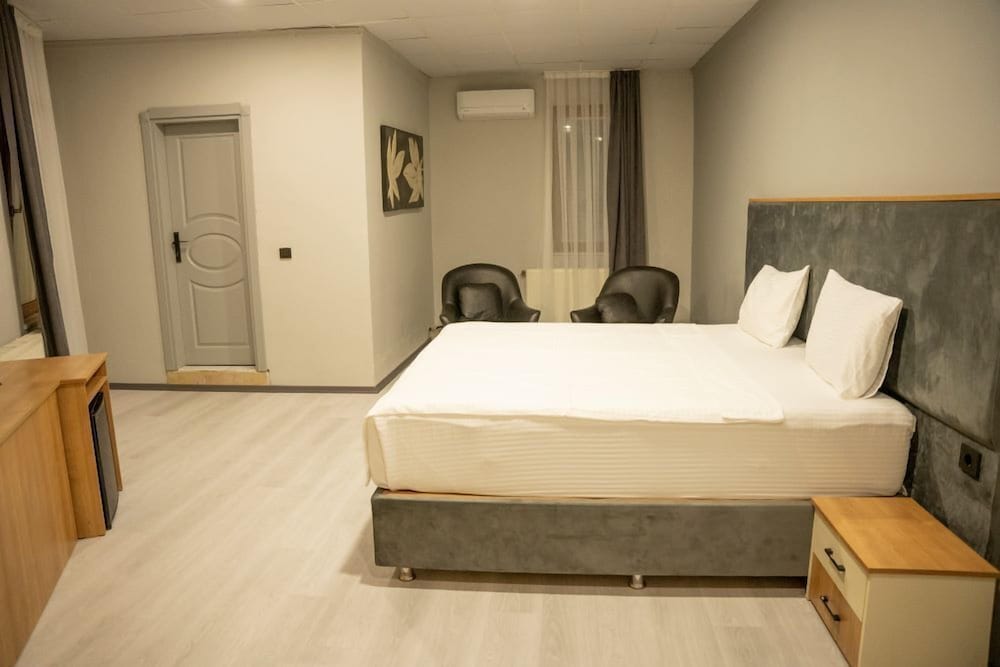 Standard Double or Twin Room, City View