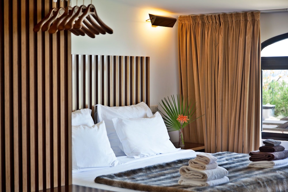 Available room