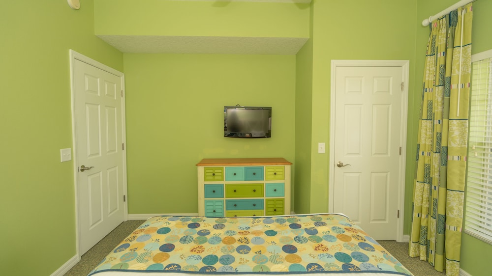 Standard Suite, 2 Bedrooms, Non Smoking, Kitchen - Photo 15