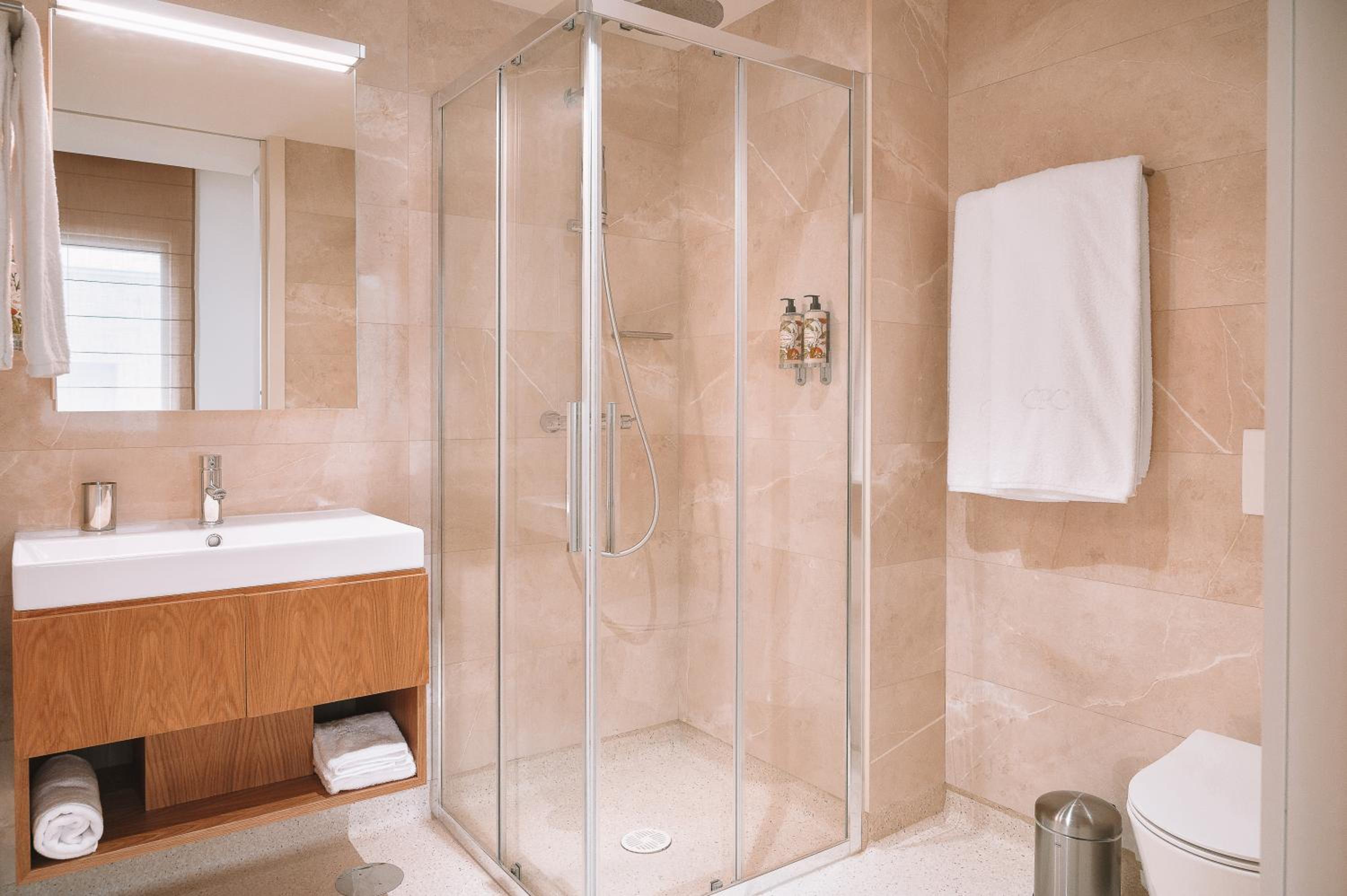 Economic Double Room - Photo 10