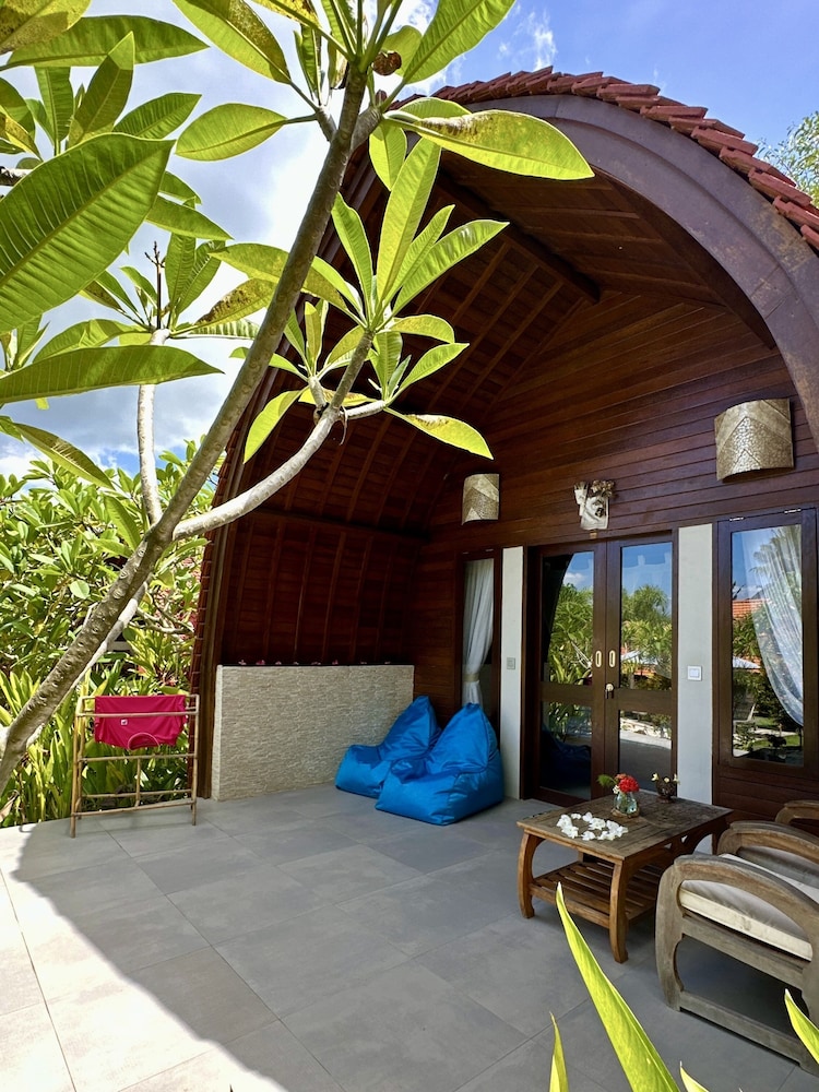 Luxury Bungalow 6 photo 3