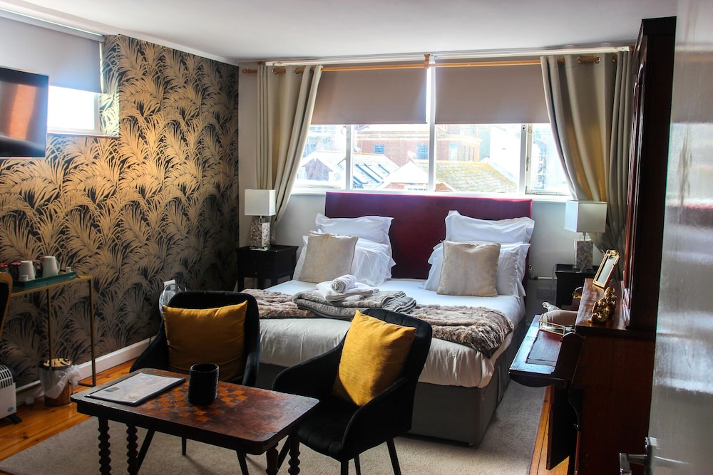 Standard Room (12)