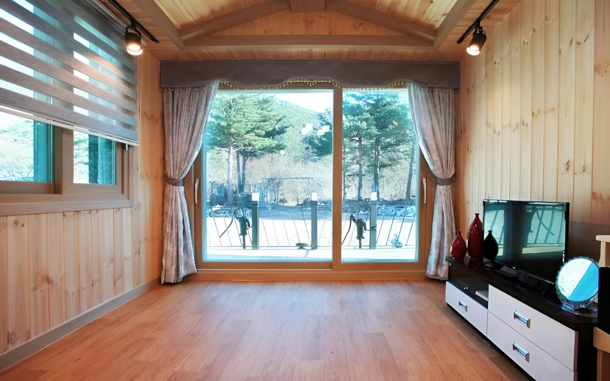 Room (Star (Unshared Houses)) photo 2
