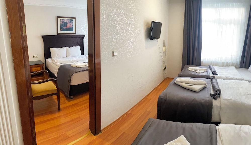 Family Suite photo 1