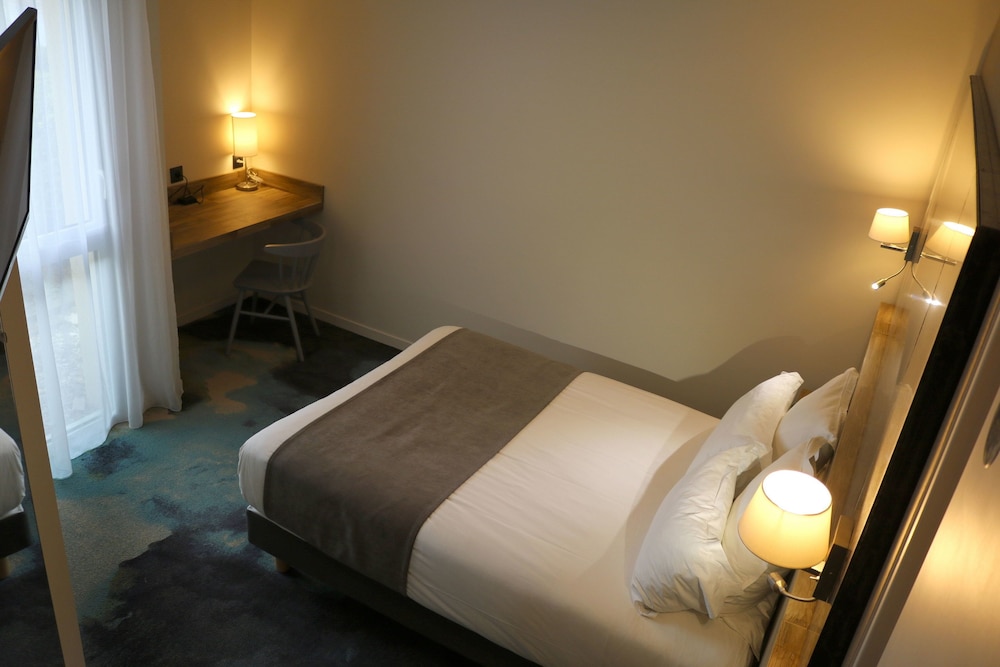 Double or Twin Room, Garden View