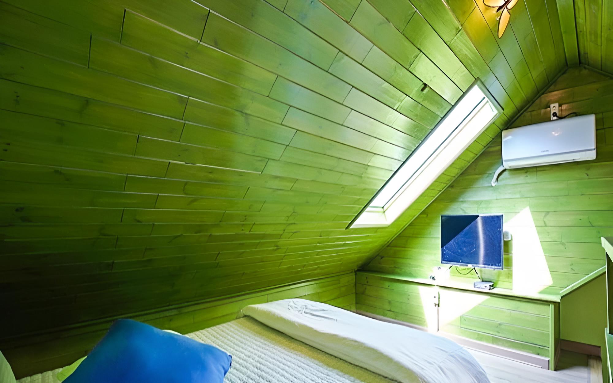 Room (Amitie (Duplex)) - Photo 10