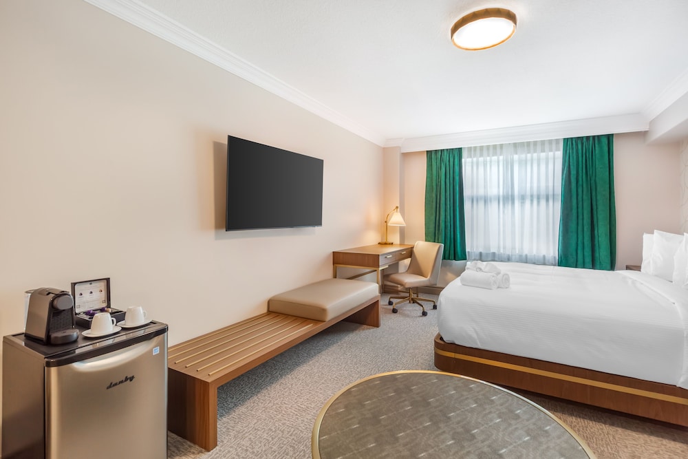 Room, 1 King Bed, Accessible, Non Smoking photo 2