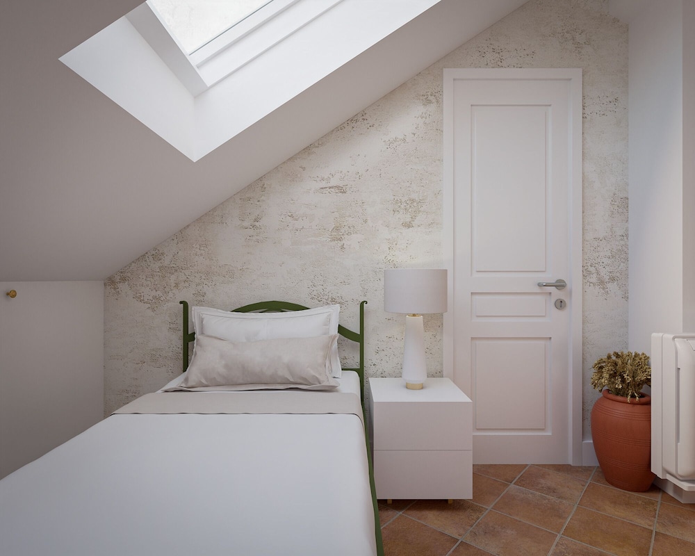 Triple Attic Room photo 1