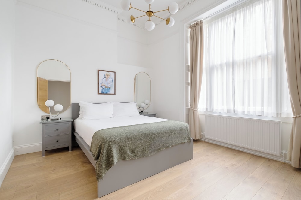 Superior Apartment, 2 Bedrooms, Air conditioning photo 2