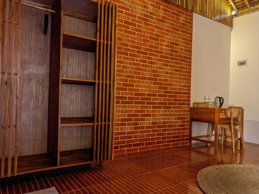 Suite - Photo 2
