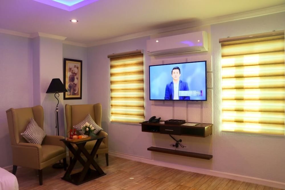 Premium Deluxe Room - Photo 4