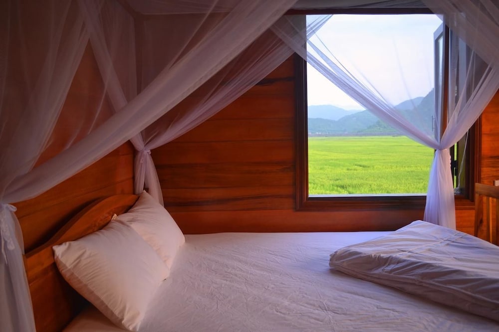 Deluxe Double Room, 1 Double Bed, Mountain View photo 2