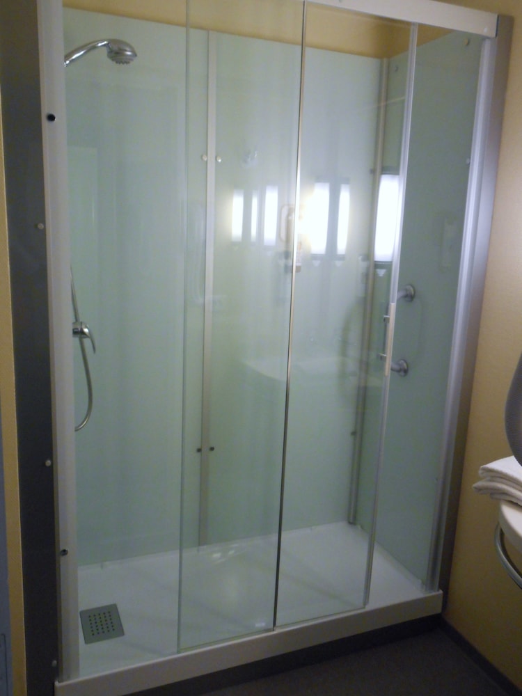 Standard Room, 1 Double Bed - Photo 2