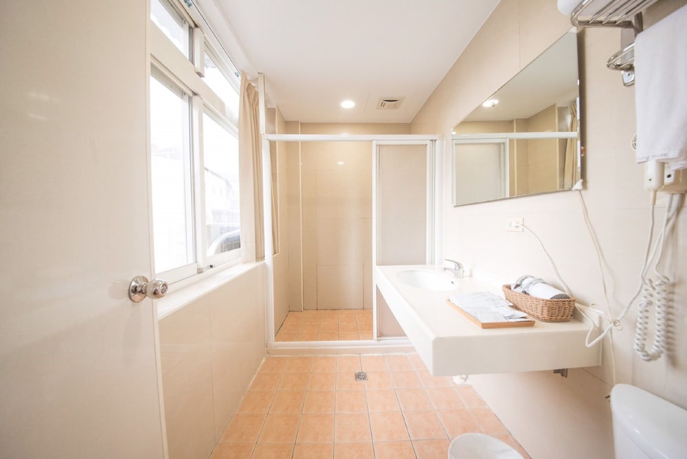 Comfort Double or Twin Room, 2 Double Beds, Non Smoking photo 2