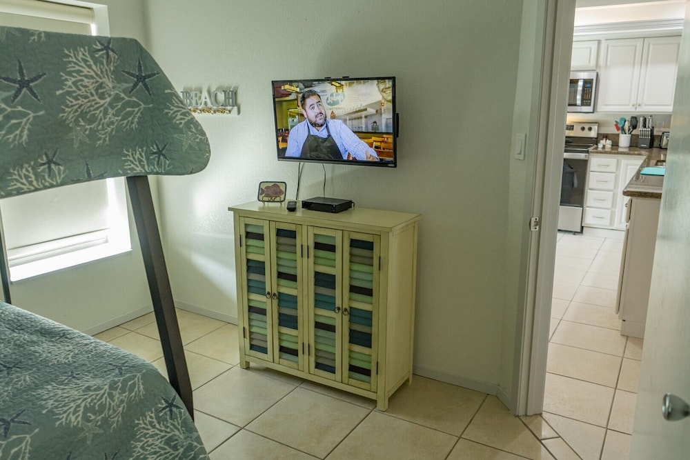 House, 2 Bedrooms