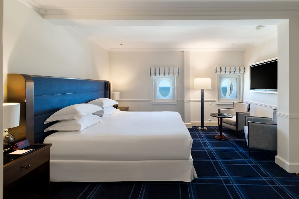 Suite, 2 Twin Beds (Ambassador, Cruise Liner Collection)