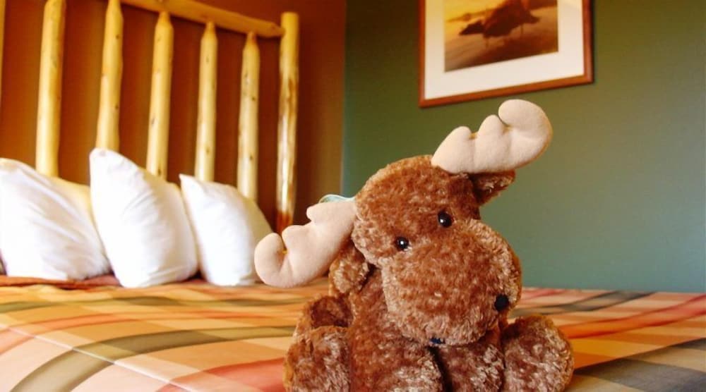 Deluxe Room, 1 King Bed with Sofa bed, Lake View photo 1