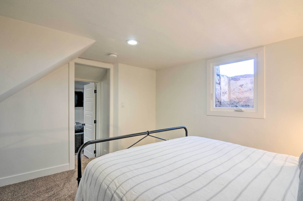 House (2 Bedrooms) photo 2