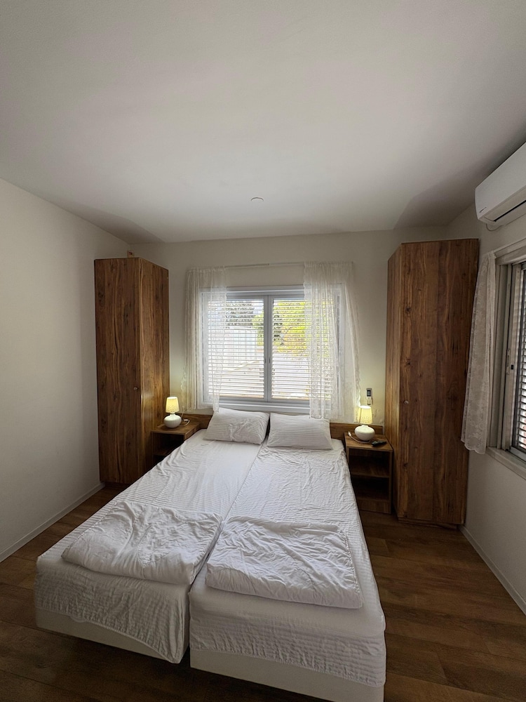 Classic Double or Twin Room, Garden View photo 1