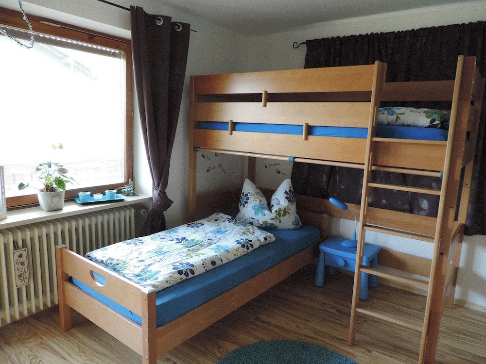 Apartment, 2 Bedrooms, Balcony (FeWo Hochries) photo 1