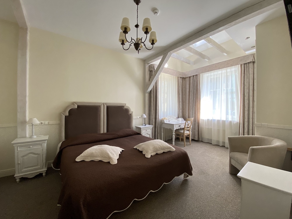 Standard Double Room - Photo 3