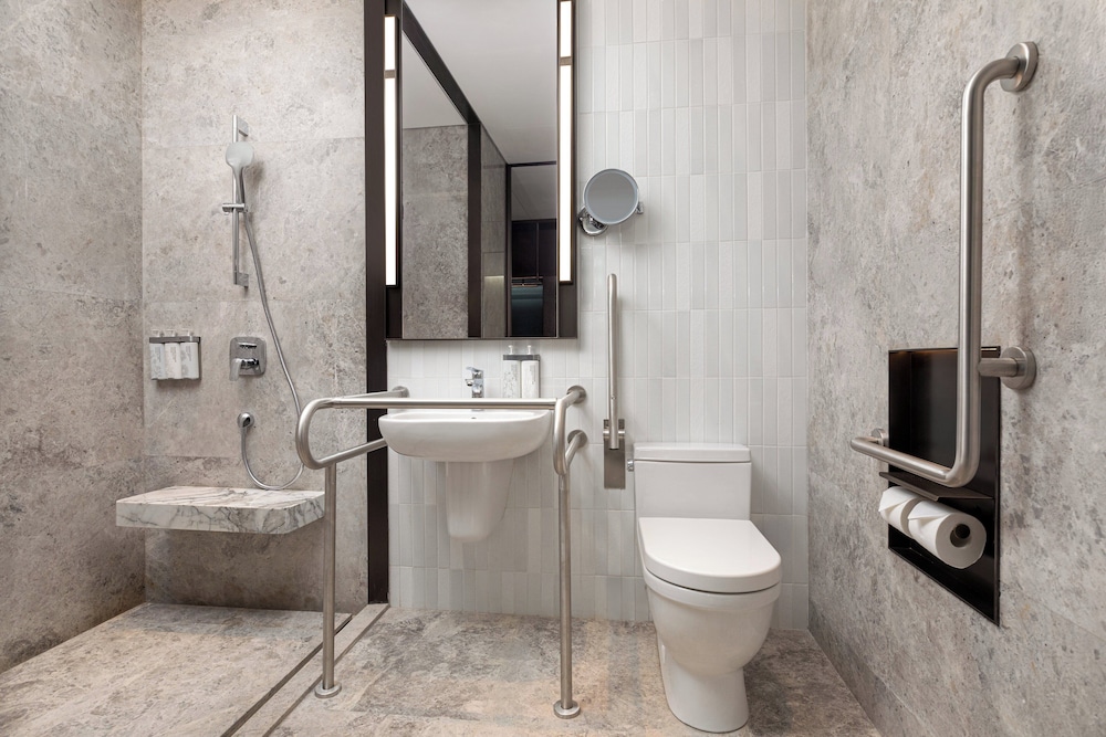 Standard Room, 1 King Bed, Accessible