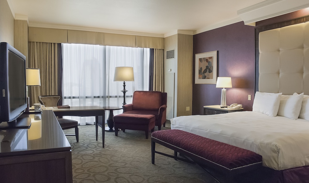 Luxury Room, 1 King Bed, Non Smoking photo 2