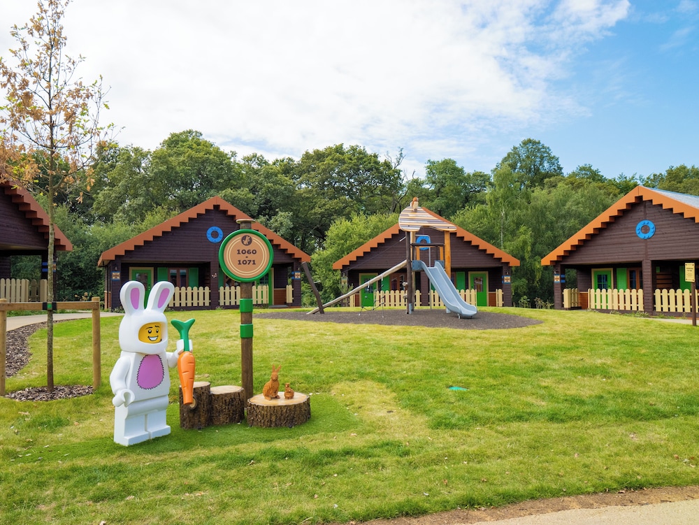 Woodland Village Lodge - Photo 1