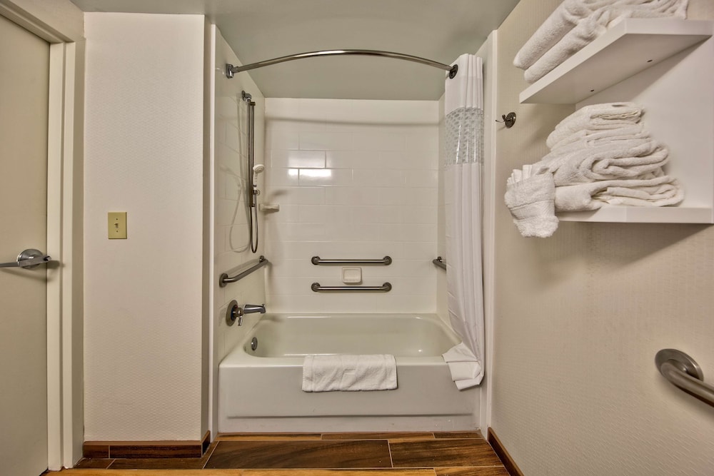 Room, 1 Queen Bed, Accessible, Non Smoking - Photo 1