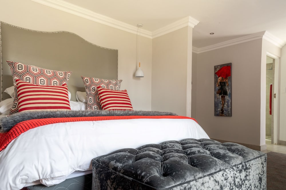 Suite photo 1
