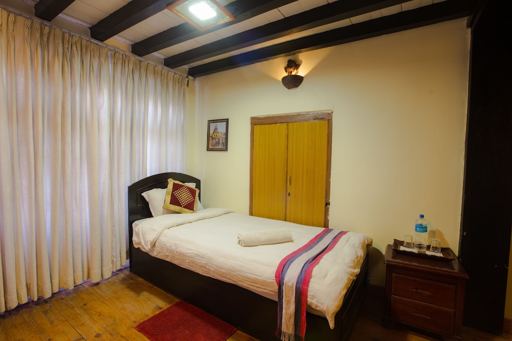 Comfort Room photo 2