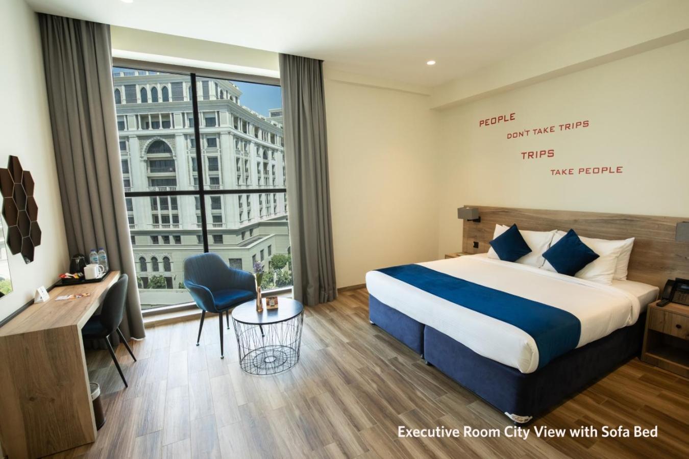 Executive Room Waterfront View With Sofa Bed (Includes 25% Off F&B) photo 1