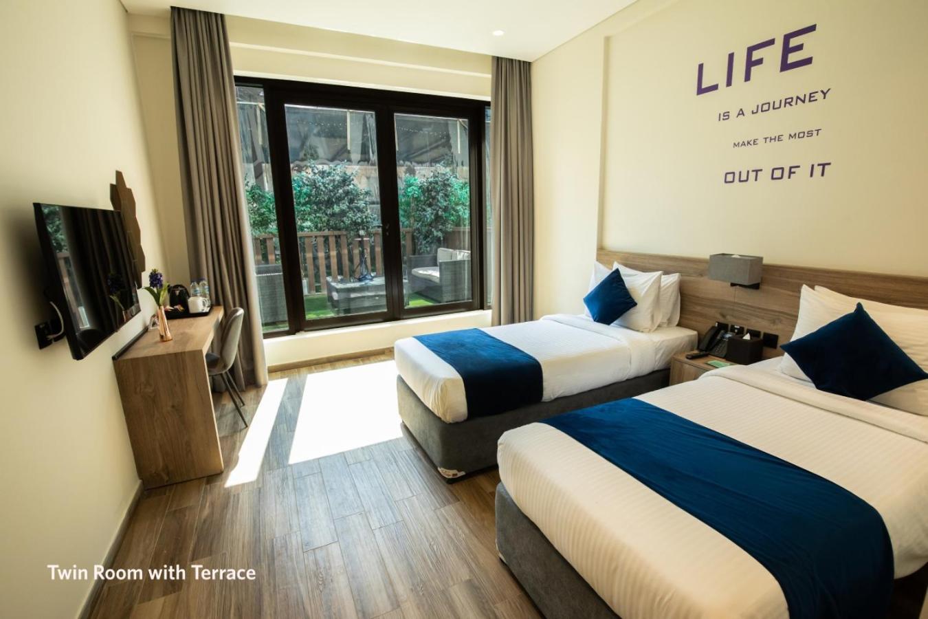 Deluxe Twin Room With Terrace (Includes 25% Off F&B) photo 1