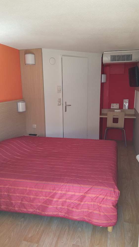 Standard Room, 1 Double Bed photo 3