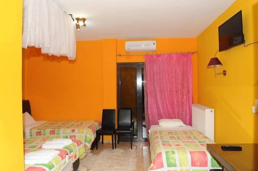 Triple Room photo 2