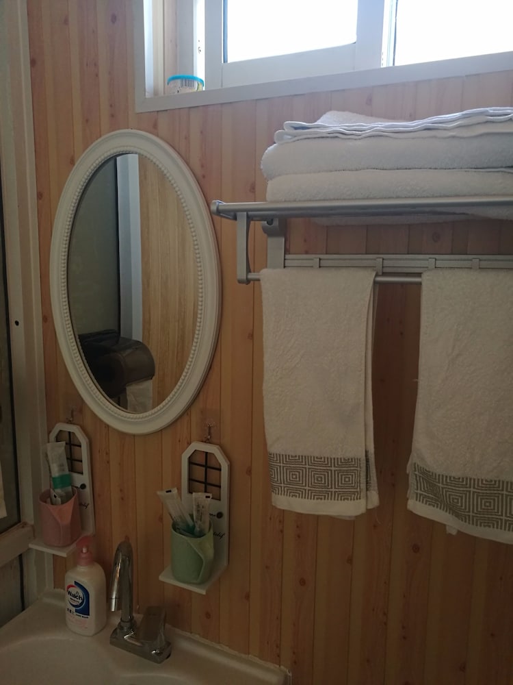 Suite, 2 Bedrooms, 2 Bathrooms photo 3