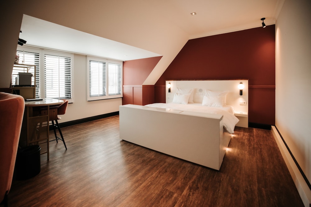 Junior Suite - Photo 1